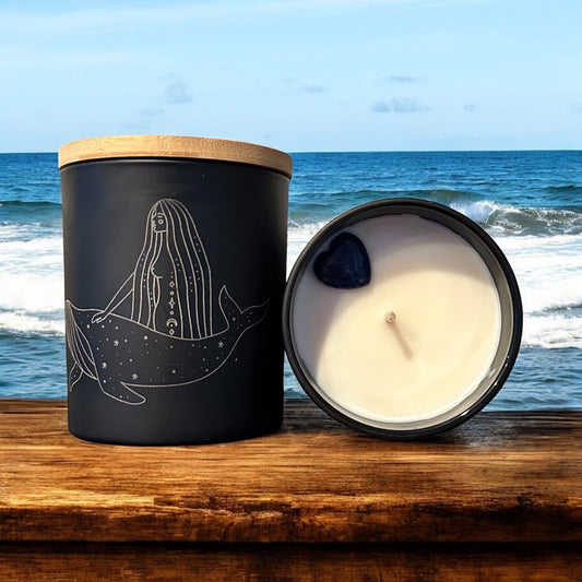 The Whale Candle - Lavender & Sea Salt